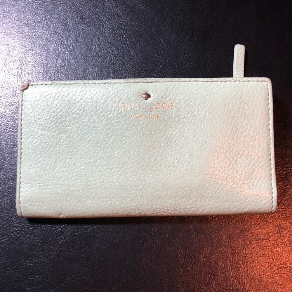 kate spade cobble hill stacey wallet mint green